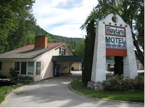 Ray Lyn Motel Trail Exteriér fotografie